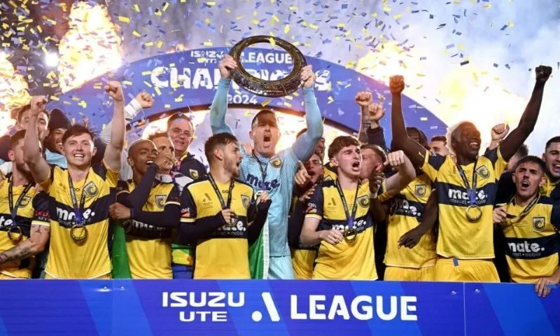 Giải đáp câu hỏi: “Central Coast Mariners đã giành được cú ăn ba nào?”